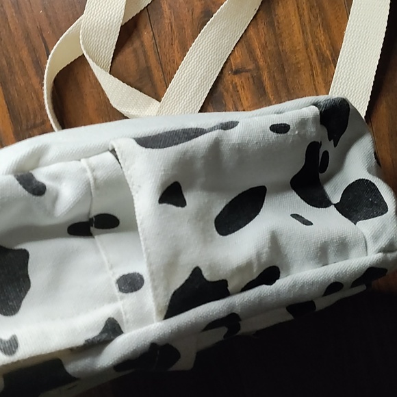 Cow 🐮 Backpack - Picture 4 of 6